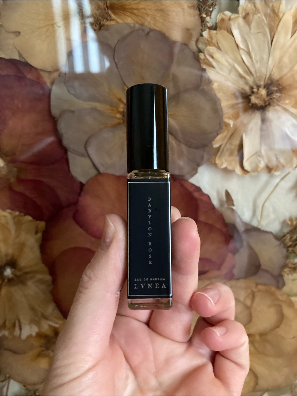 Lvnea Babylon Rose Limited Edition Perfume